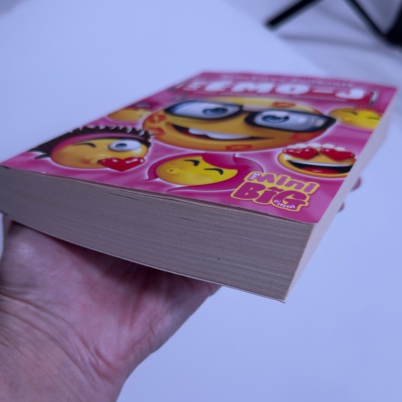 📚 Les ÉMO-J – Full bécots pour Émonono - Picture 6 of 7